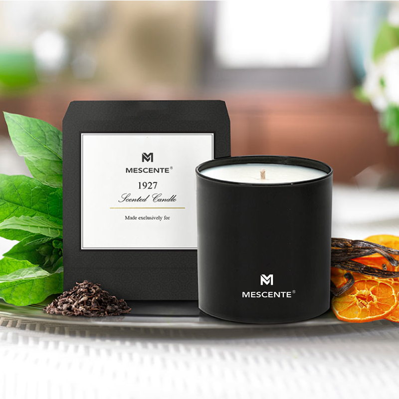 M&S 브랜드 도매 고급 개인 브랜드 아로마 남성 아로마테라피 양초 내부 크리스탈이 있는 22 온스