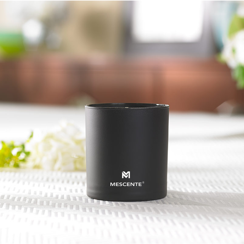 M&S 브랜드 도매 고급 개인 브랜드 아로마 남성 아로마테라피 양초 내부 크리스탈이 있는 22 온스
