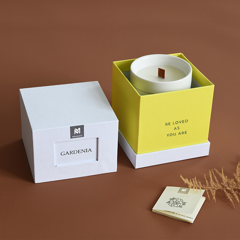 M&Scent 도매로 장식된 홈 고급 향수 유리병 향기로운 간장 왁스 양초