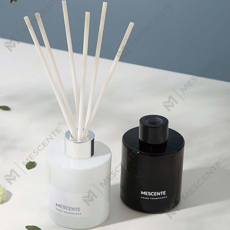 M&Scent 스토퍼가 있는 도매 고급 개인 상표 장식 꽃 스틱 섬유 리드 디퓨저