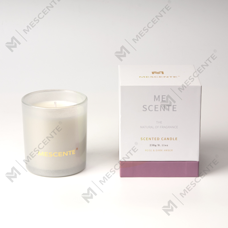 M&Scent 개인 상표 크리스마스 블랙 캔들 항아리 아로마테라피 향초 향기