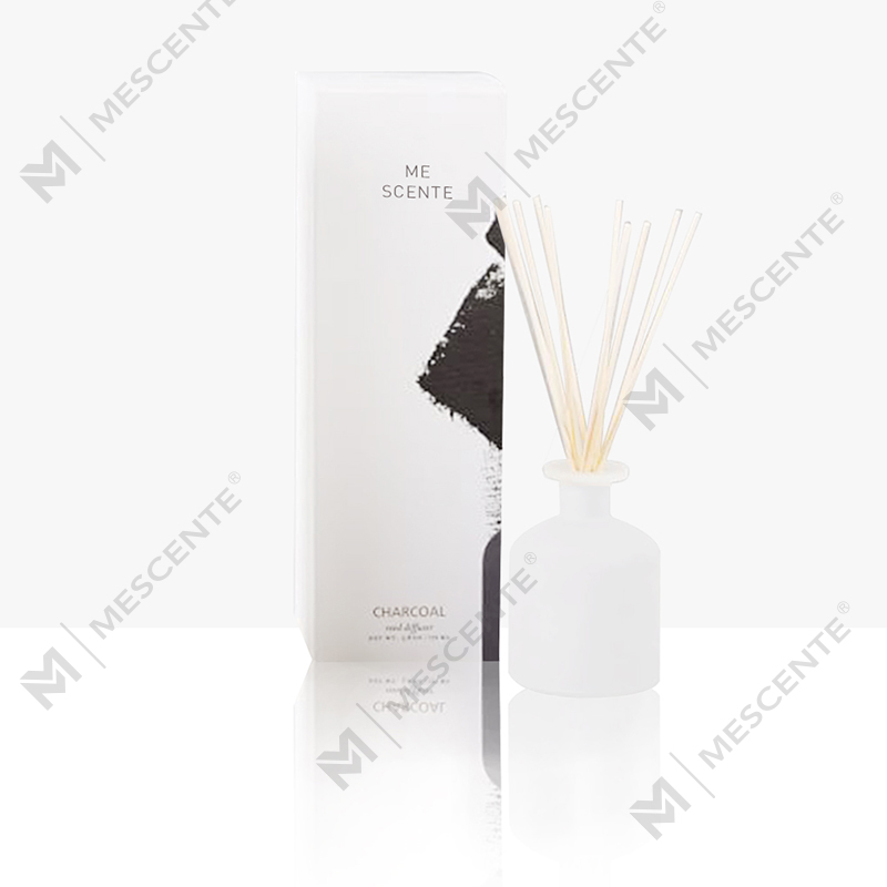Mecente Luxury 180ml는 호텔을 위한 유리병 정유 갈대 유포자를 주문을 받아서 만들었습니다