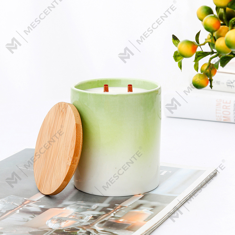 M&Scent 개인 상표 홈 장식 세라믹 양초 단지에 있는 맞춤형 향초