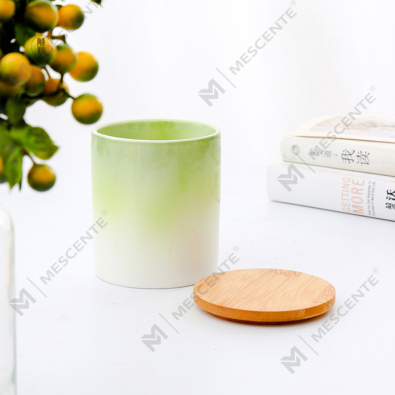 M&Scent 개인 상표 홈 장식 세라믹 양초 단지에 있는 맞춤형 향초