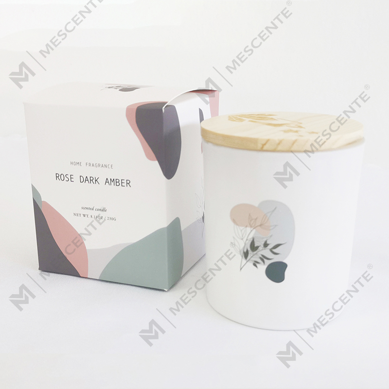 M&Scent 뚜껑이 있는 유리병에 담긴 다양한 고품질 100% 천연 아로마 향초 양초
