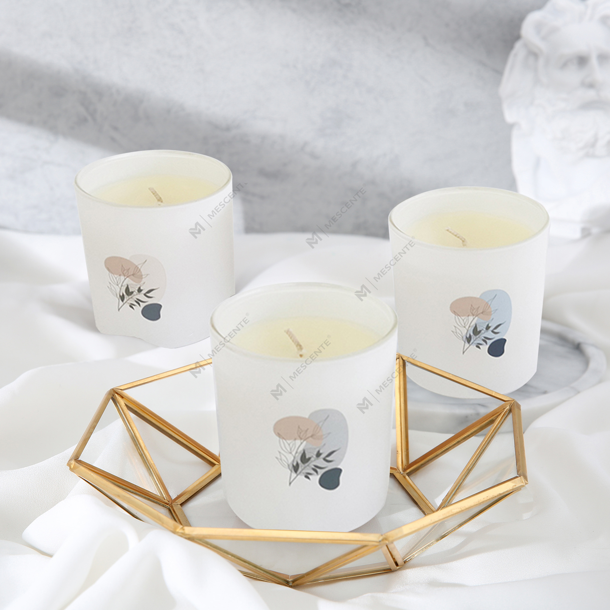 M&Scent 뚜껑이 있는 유리병에 담긴 다양한 고품질 100% 천연 아로마 향초 양초