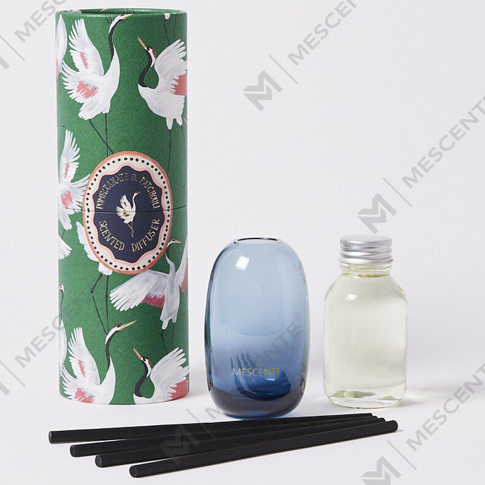 럭셔리 100ml 200ml 500ml 다이아몬드 둥근 병 Loris Sola 꽃 앰버 크리스탈 Eyfel 향수 리드 디퓨저 오일